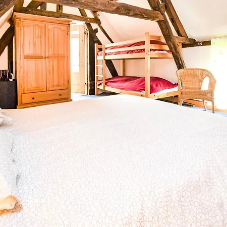 Holiday home 6 Bedroom Gorgeous In St Pierre En Auge *