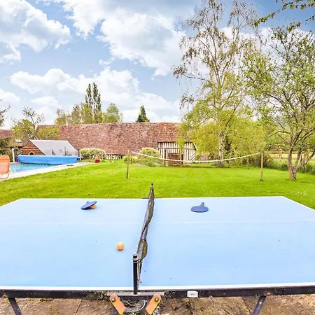 6 Bedroom Gorgeous In St Pierre En Auge * Vieux-Pont