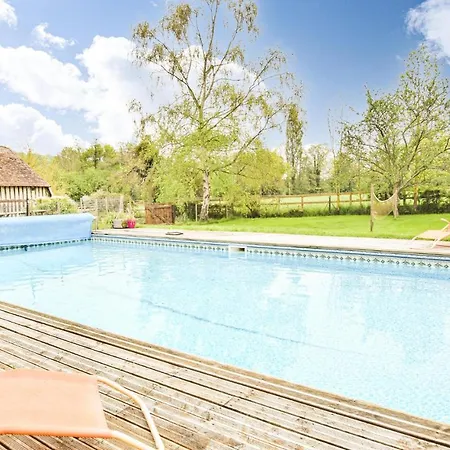 Holiday home 6 Bedroom Gorgeous In St Pierre En Auge *