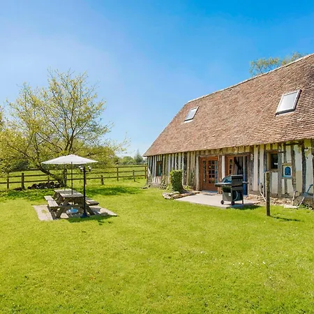 Feriehus Amazing In St Pierre En Auge *