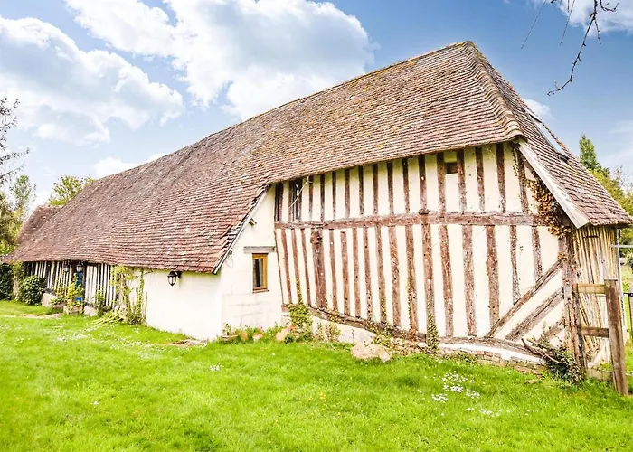 Semesterbostad Amazing In St Pierre En Auge Vieux-Pont