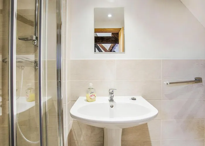 Amazing In St Pierre En Auge Semesterbostad *